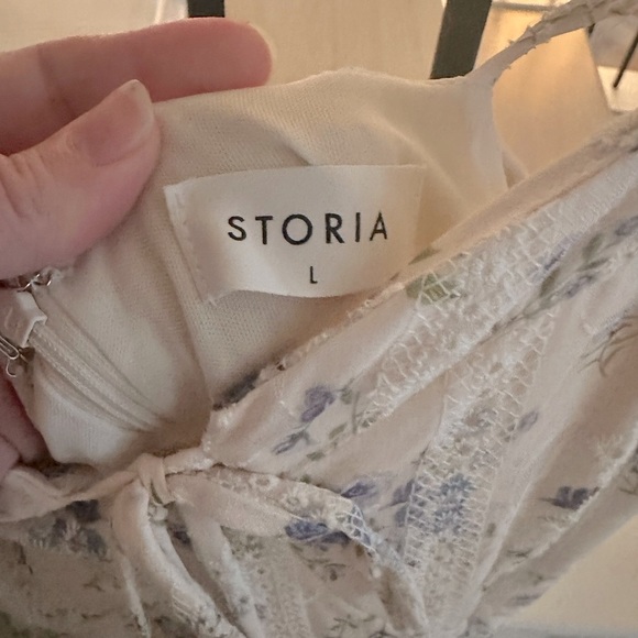 Leaving closet 5/26/25 Storia Cream Tan Tiered Ruffled Midi Dress - Picture 3 of 4